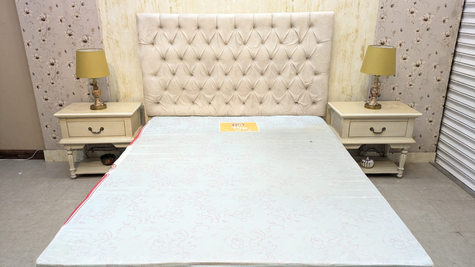 Queen Size Bed Set