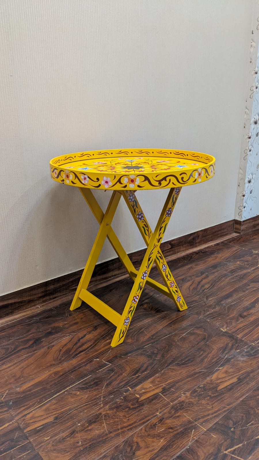 Hand Painted Foldable Corner Table