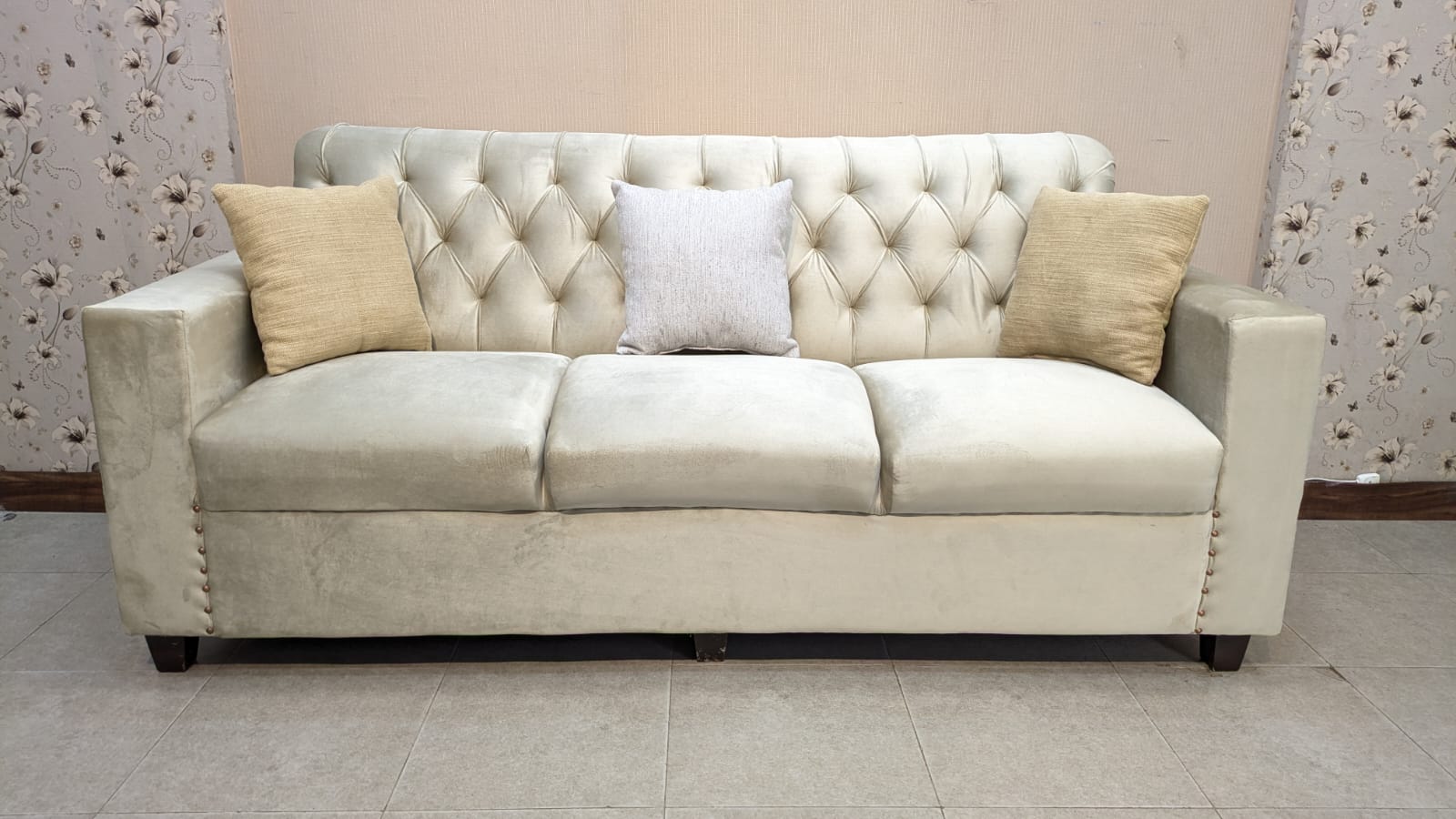 Modern Design 7 Seater Sofa Set