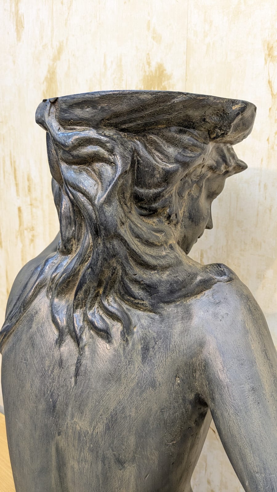 Brand New Lady Sculpture Figurine