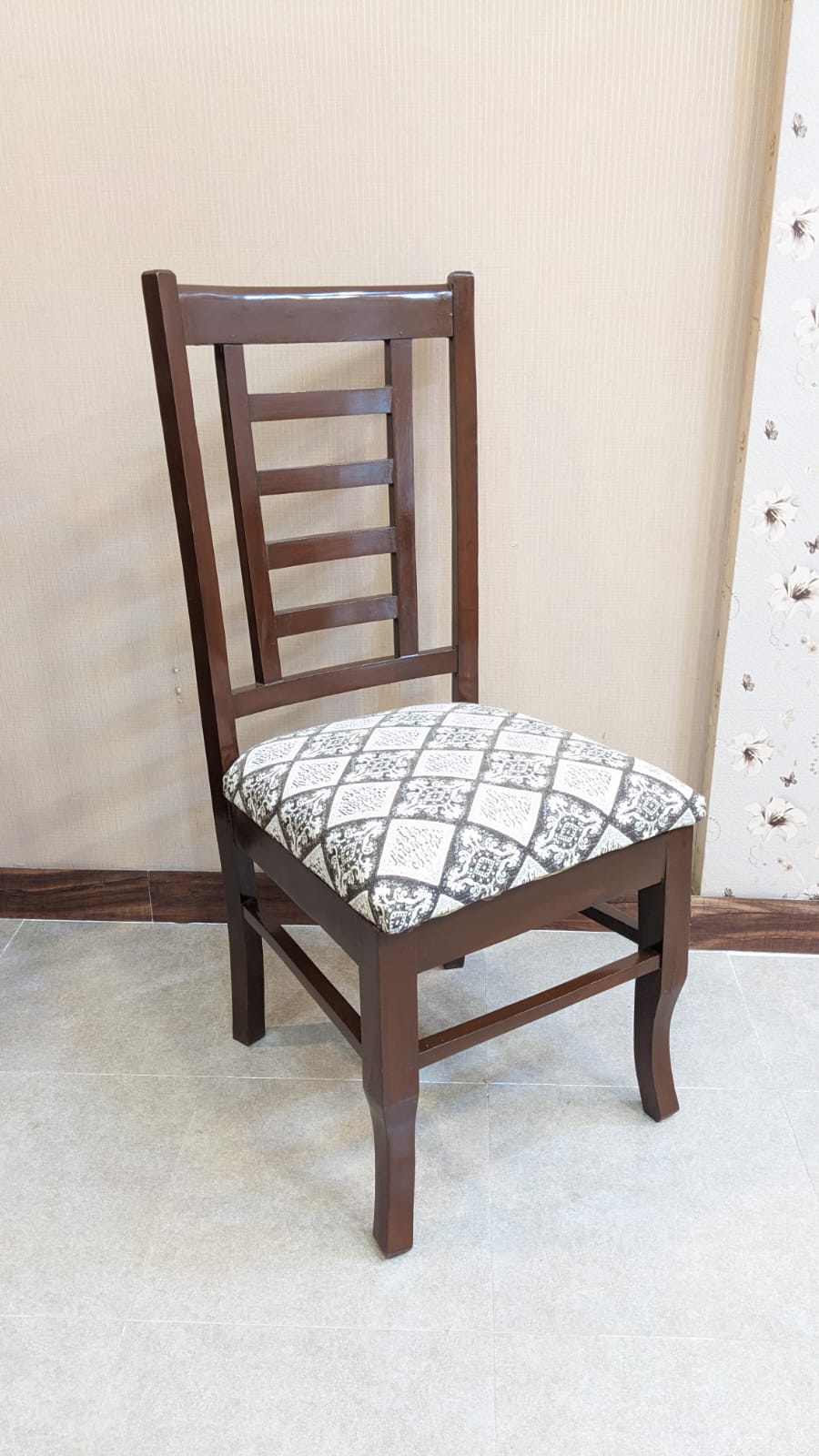 6 Seater Dining Table