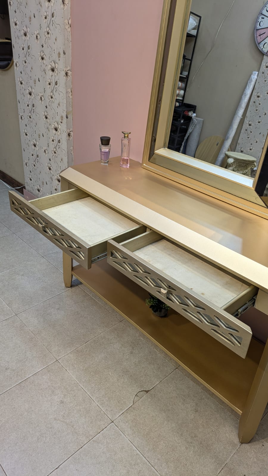 Console With Wall Mounted Mirror Home Centre Dubai