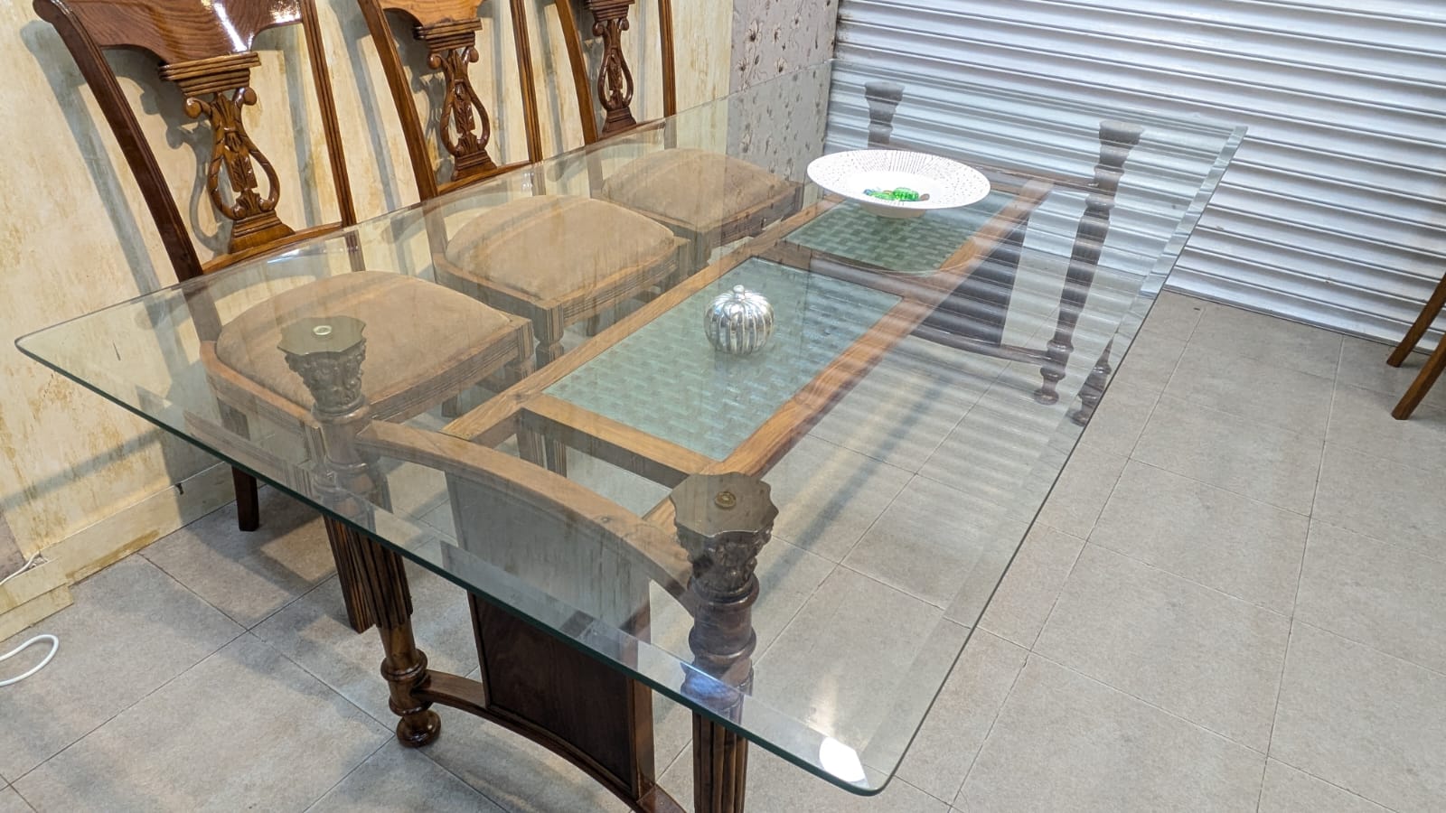 8 Seater Dinning Table