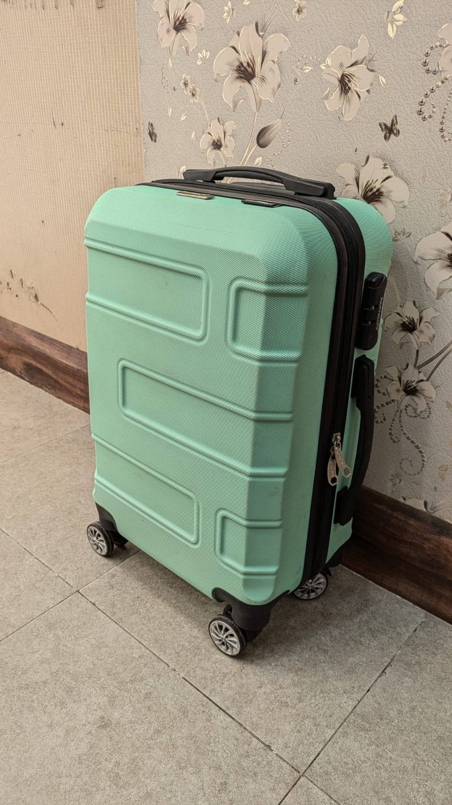 Imported Pacngo Cabin Size  Trolley Bag