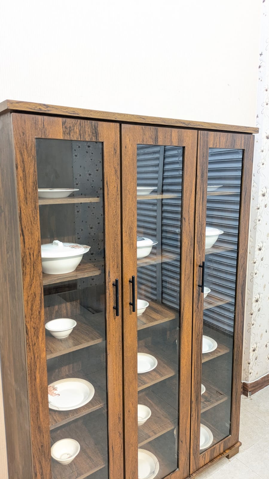 Brand New 3 Door Crockery Divider