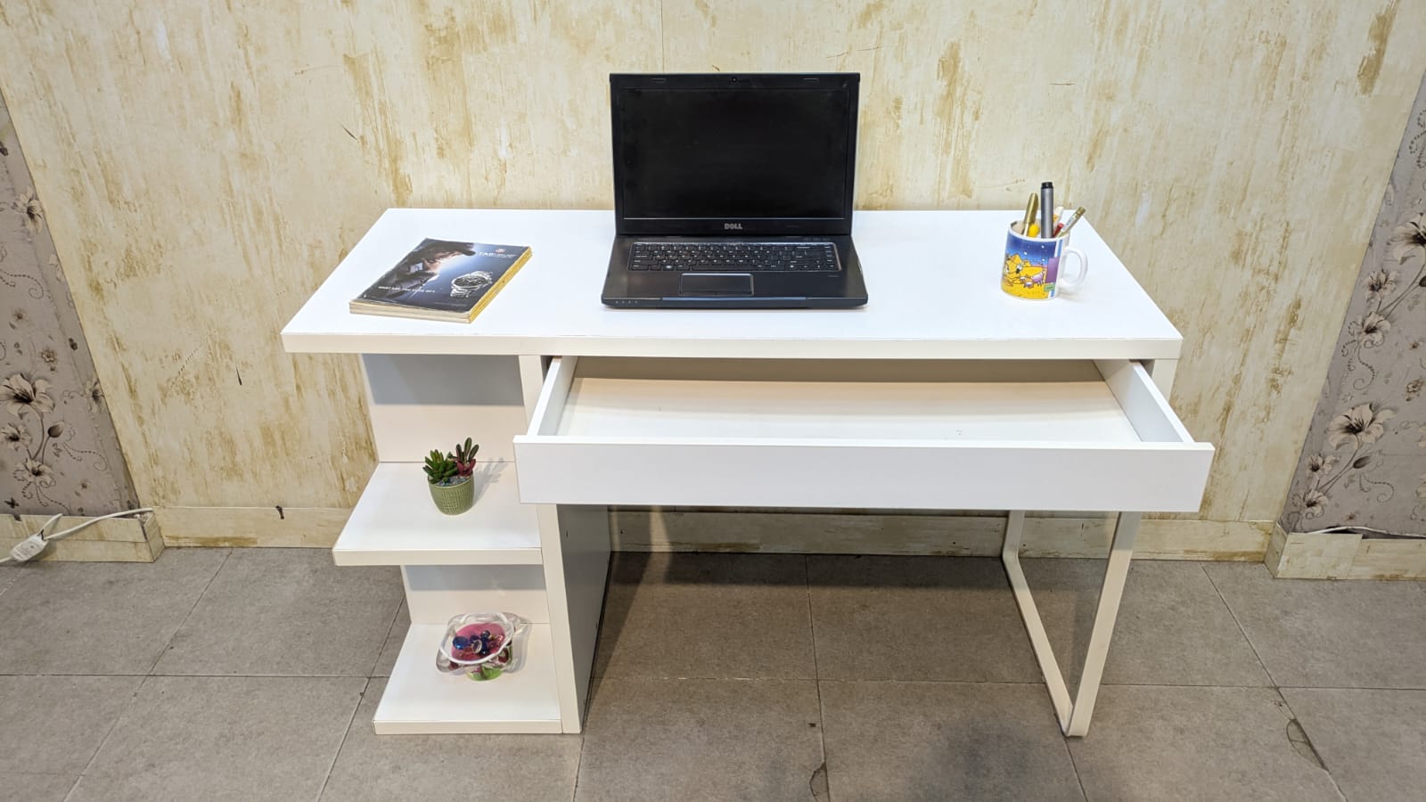 Ikea micke desk