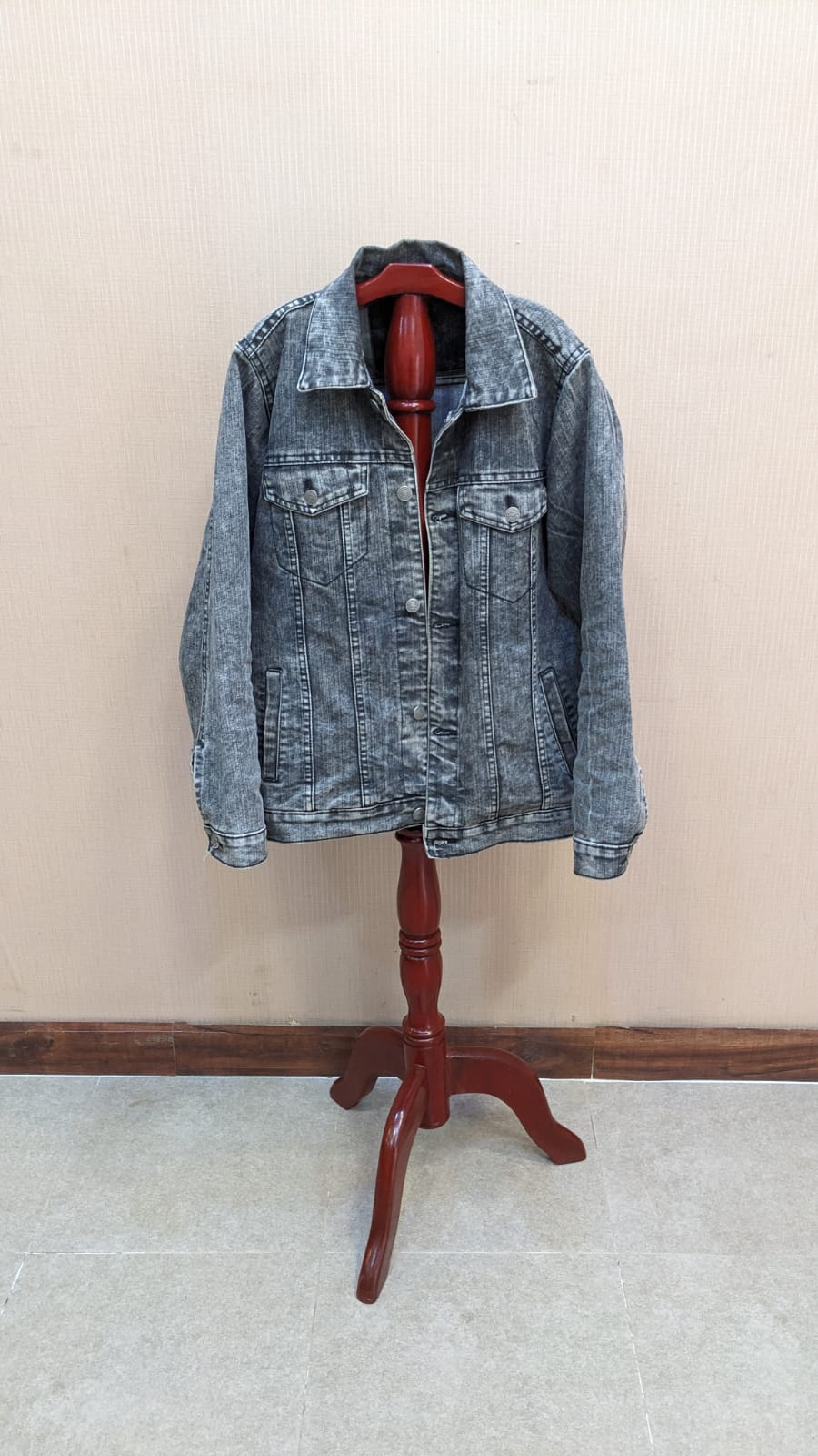 Solid Sheesham Wood Coat Hanger