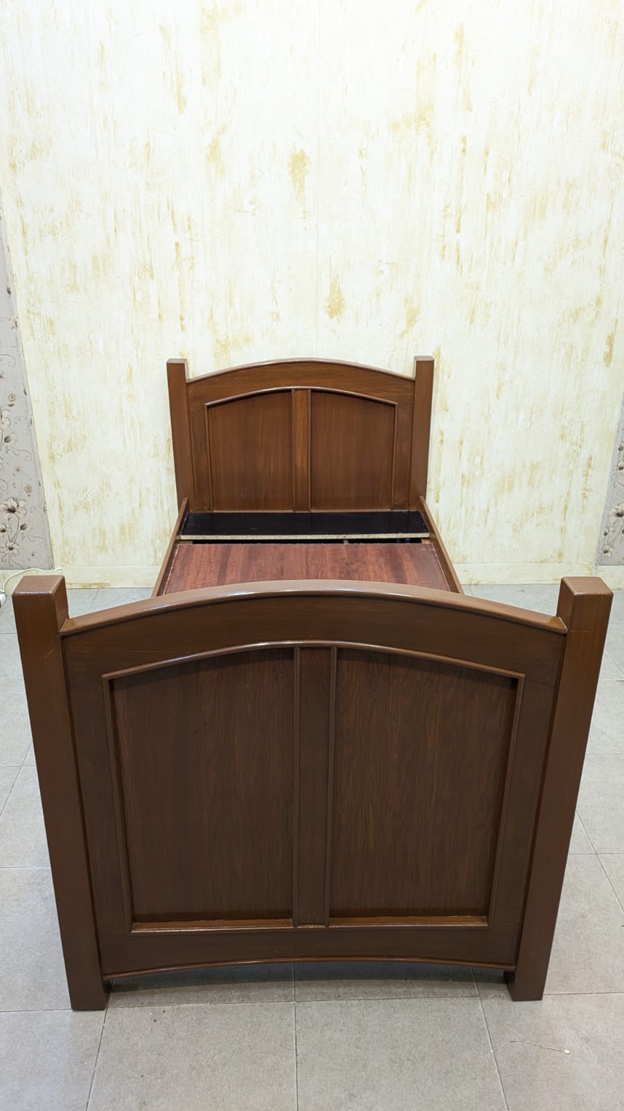 Single Bed with Storage Drawers