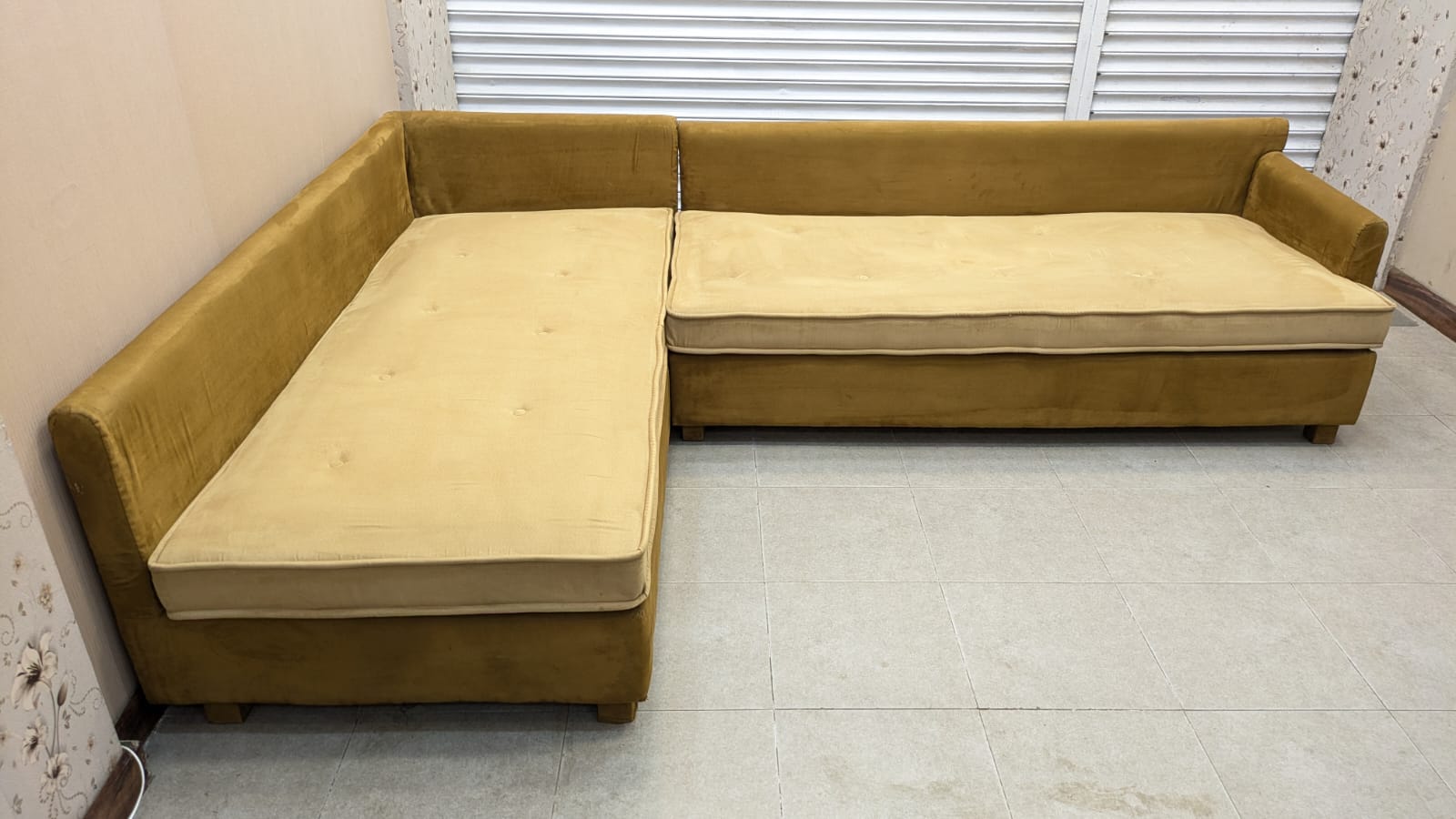 Comfortable 7 Seater L Shape Sofa Set