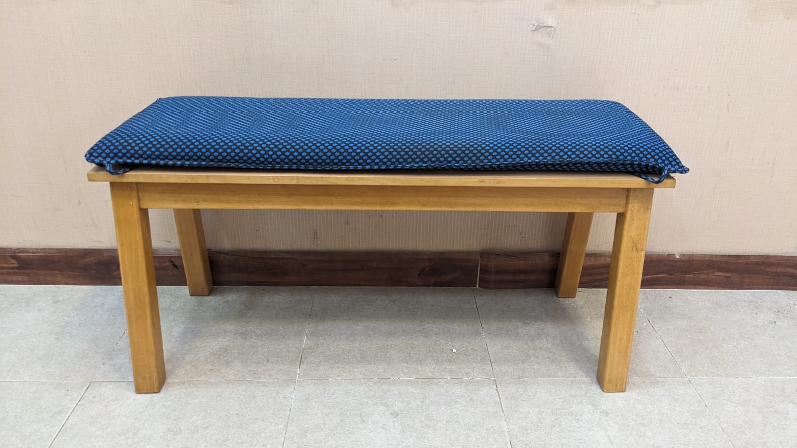 5 Seater Dining Table