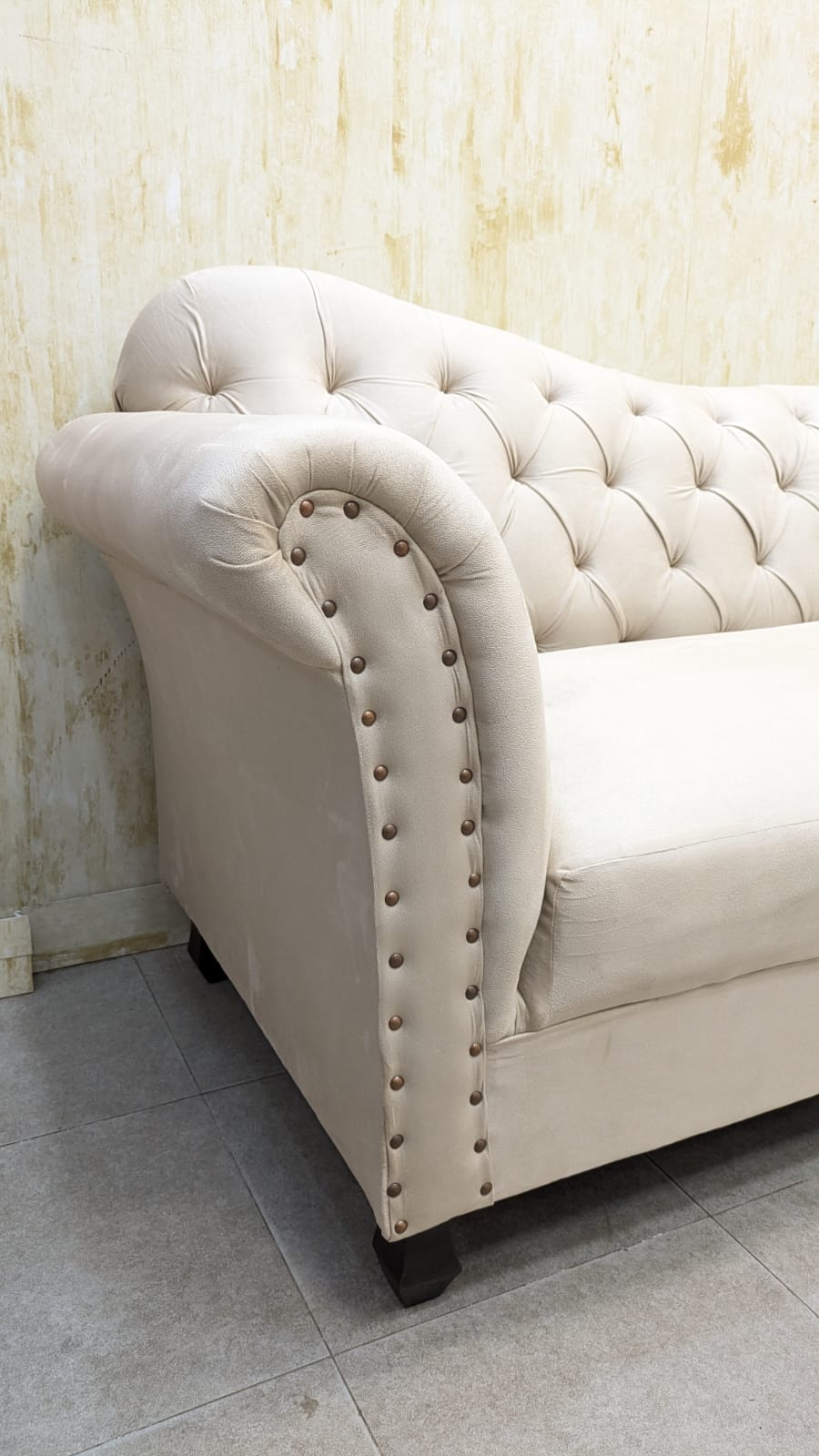 Elegant Design 5 Seater Sofa Set