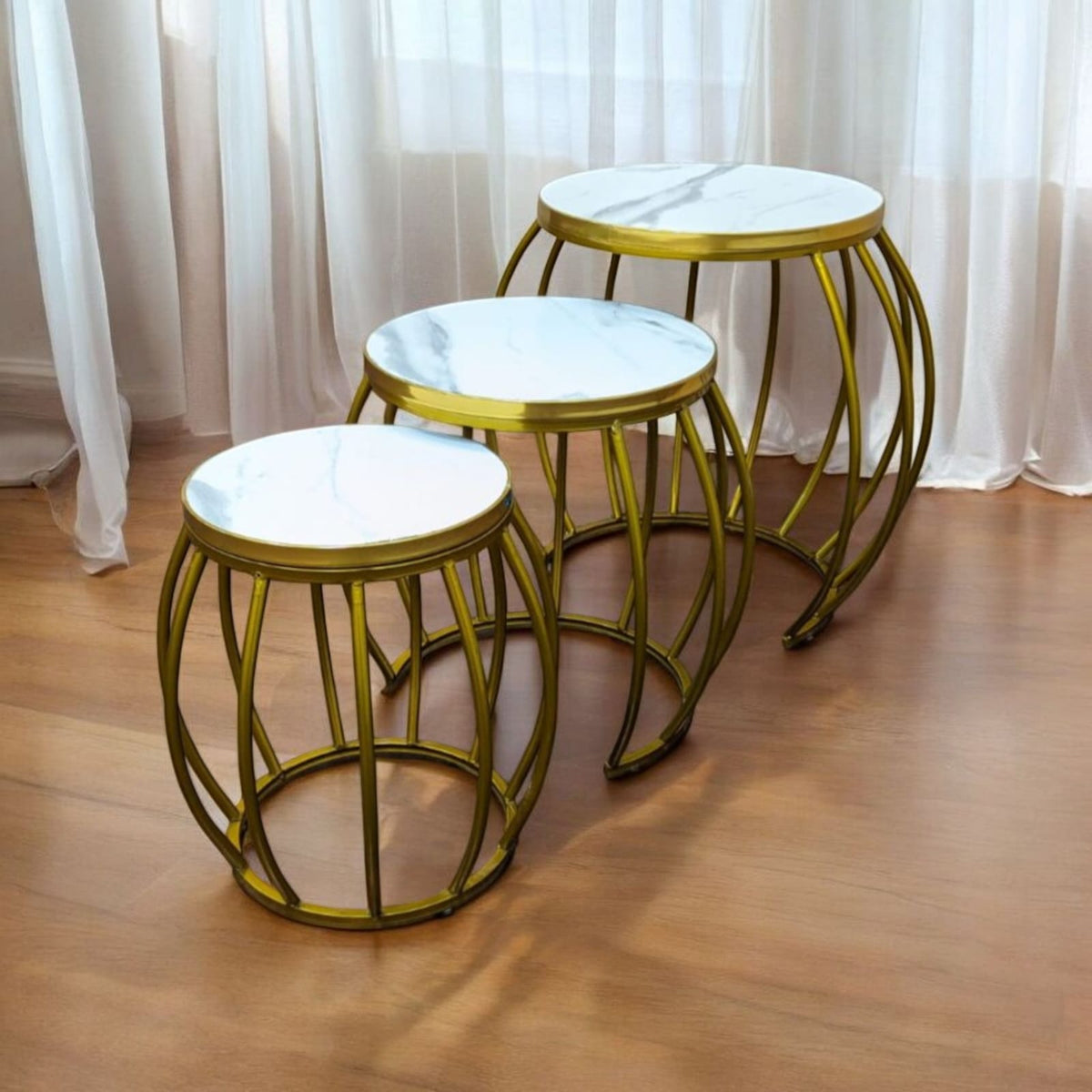Nesting Tables Set
