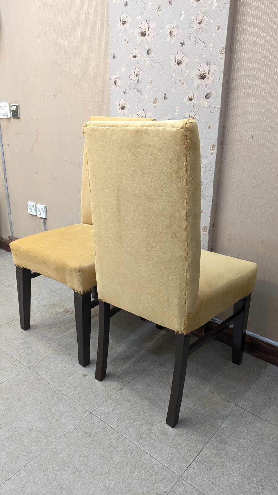 6 Seater Dinning Table