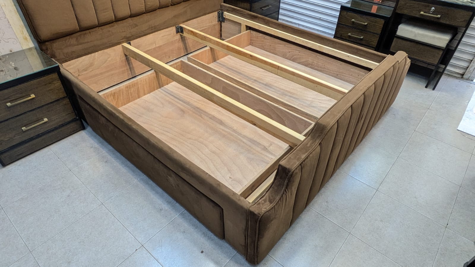 Modern Design King Size Bedroom Set
