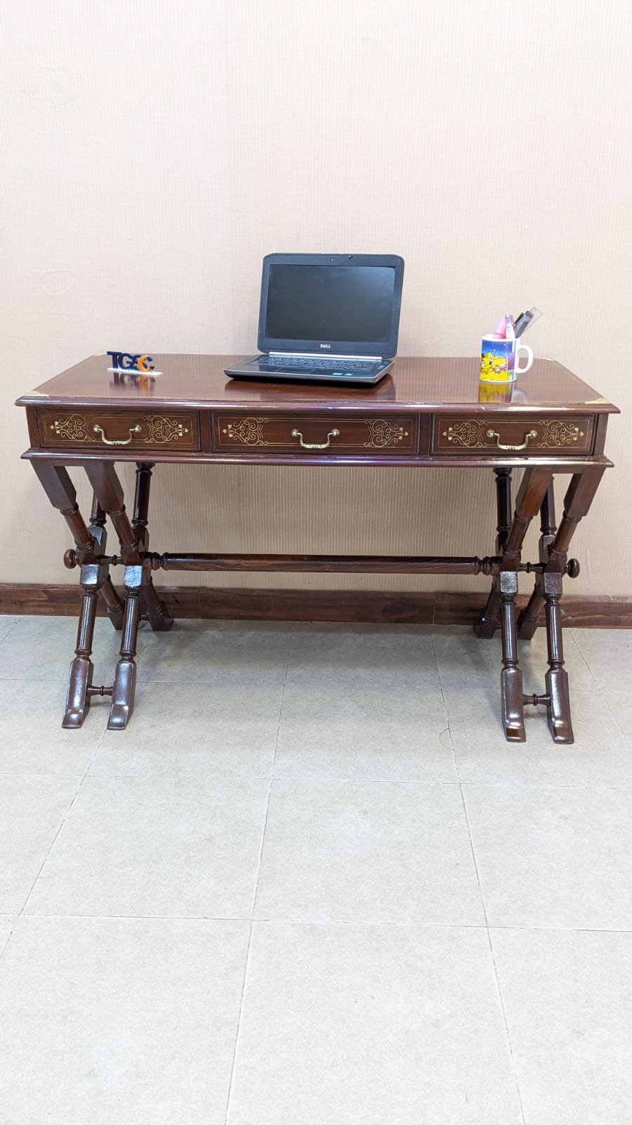Antique 100% Solid Sheesham Wood Writing Desk