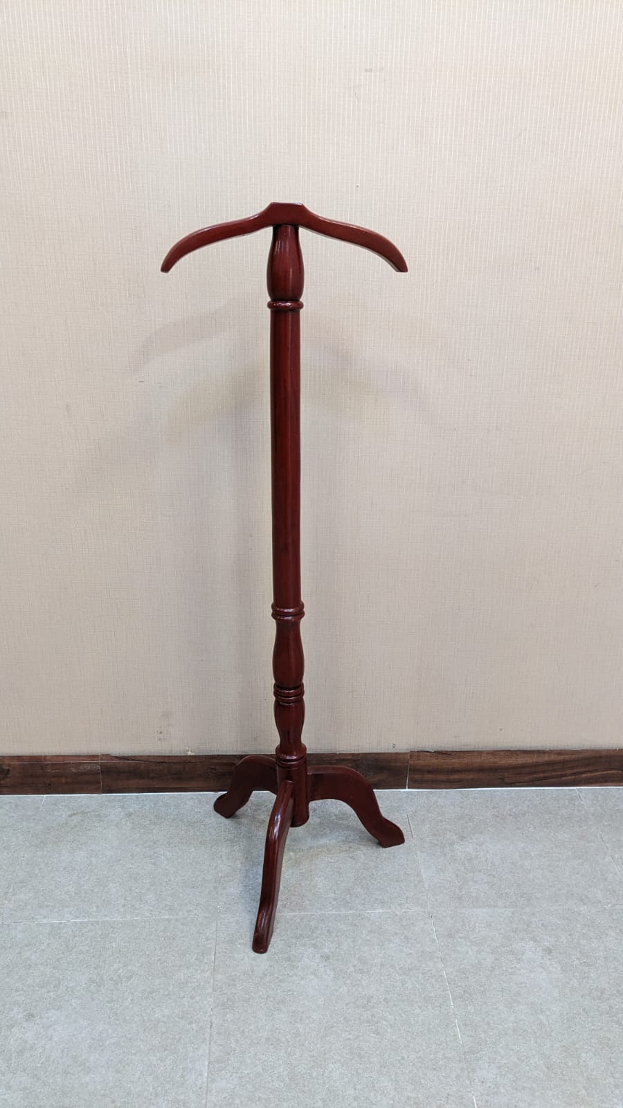 Solid Sheesham Wood Coat Hanger