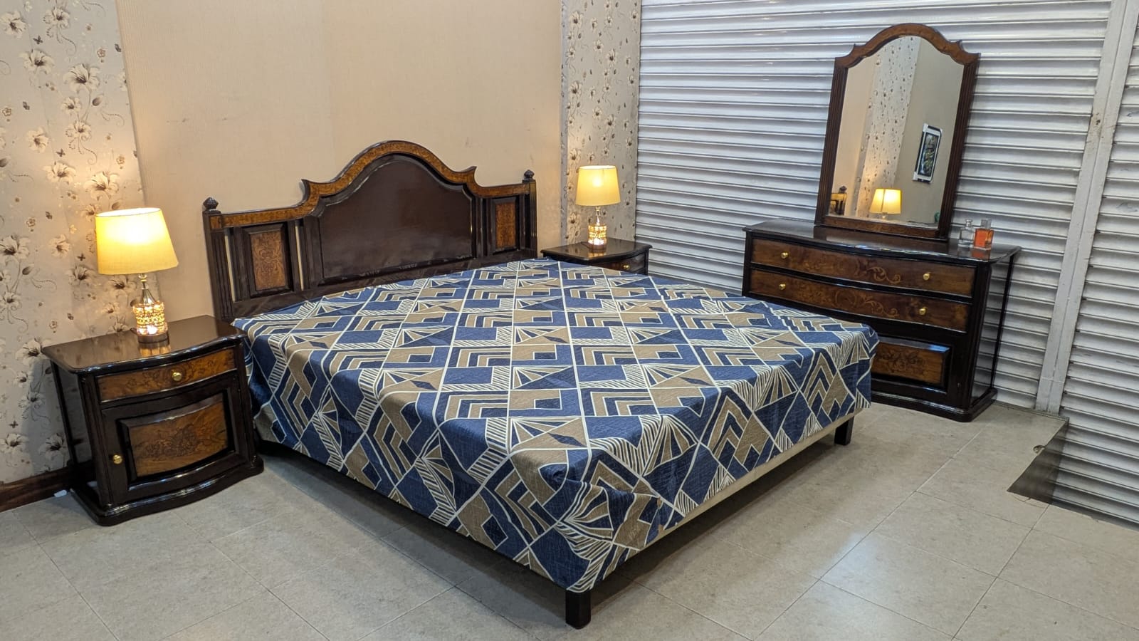 Vintage King Size Bed Set with Mattress