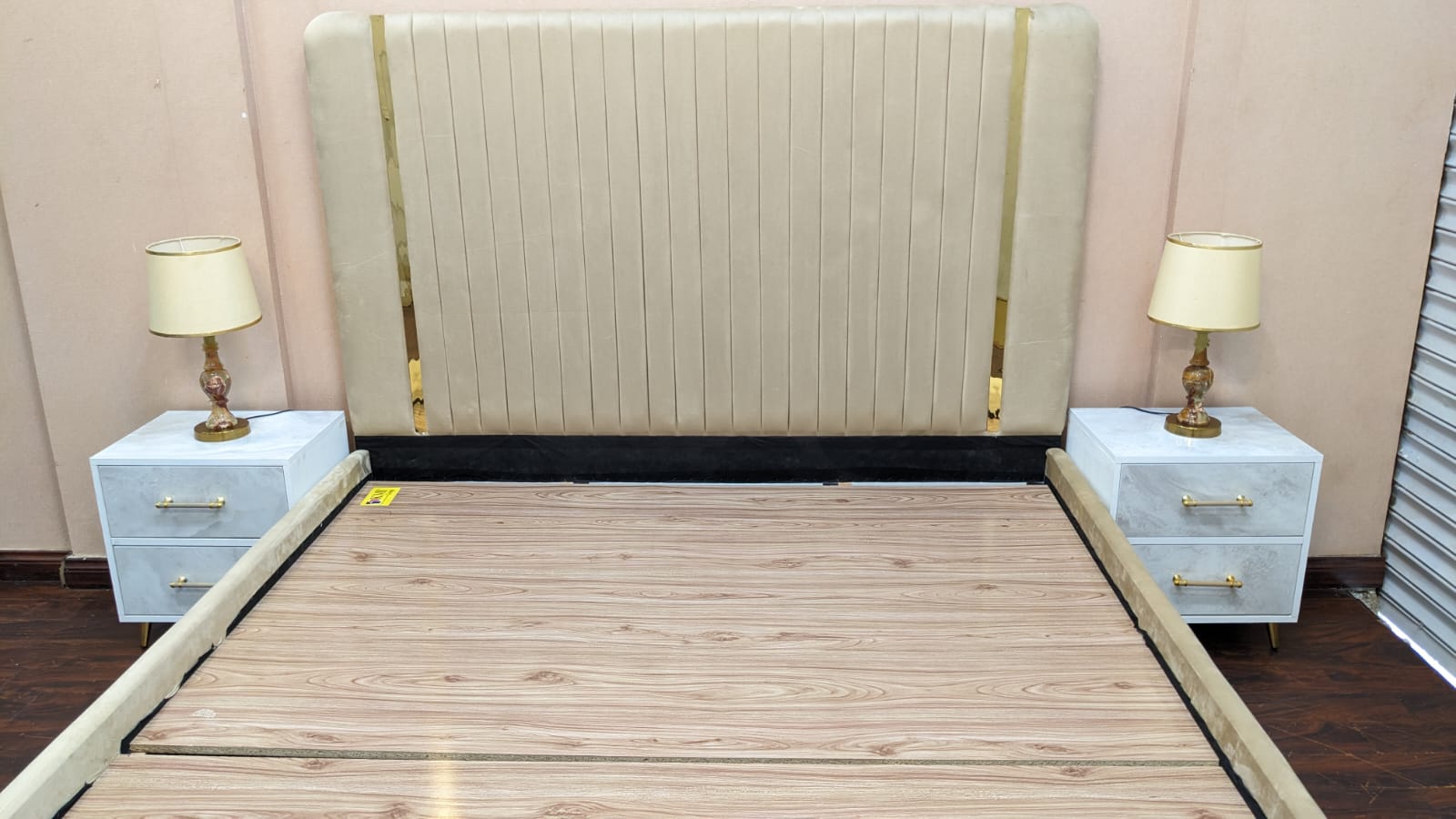 Brand New King Size Bed Set