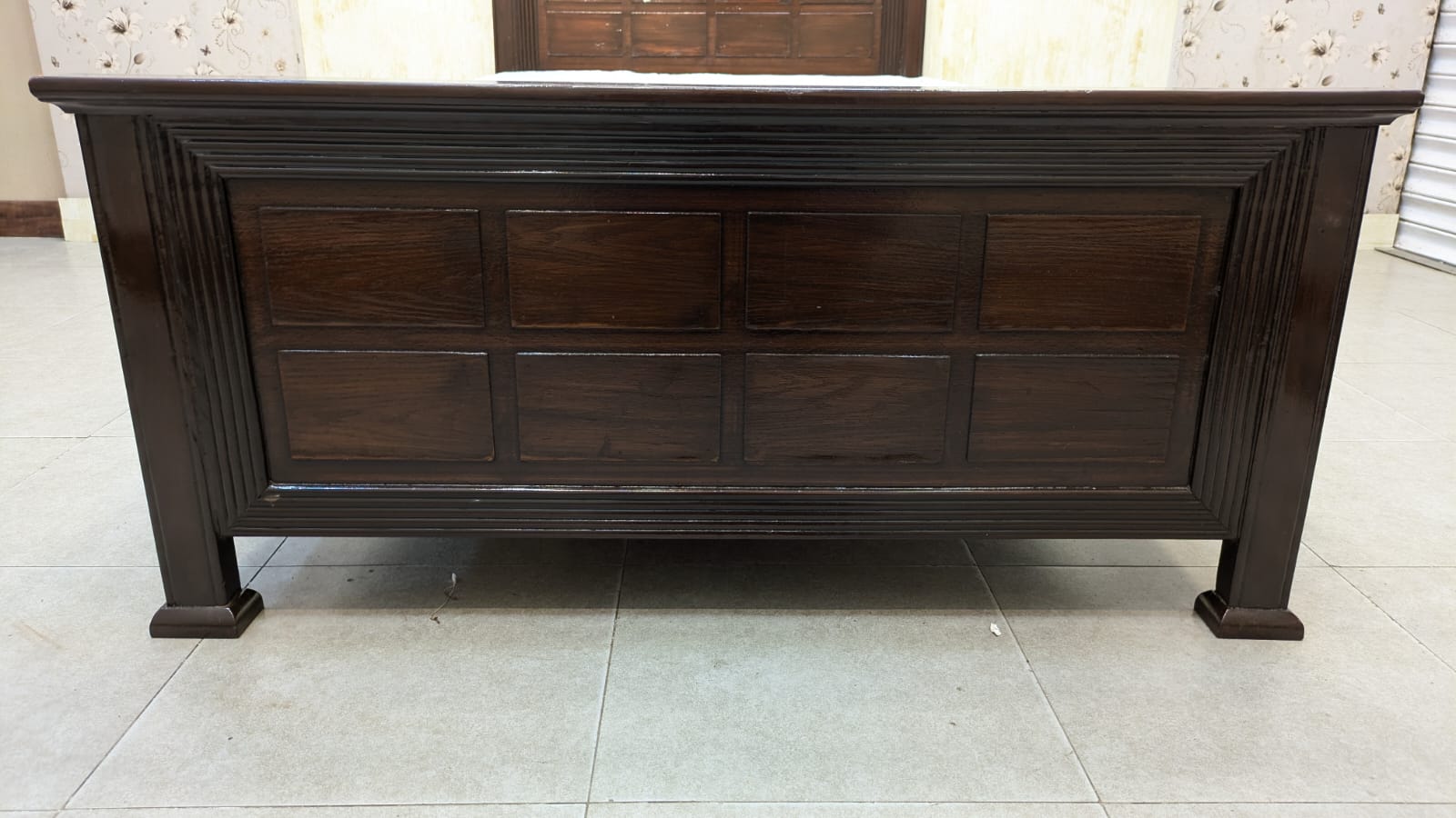Elegant Panel Design Single Bed