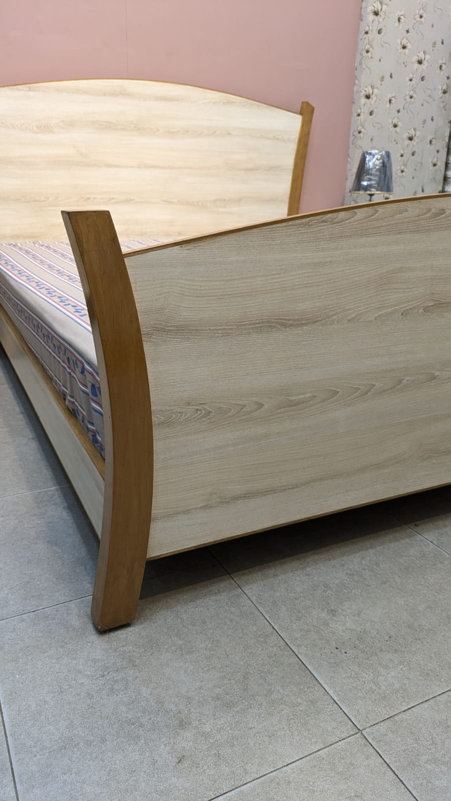Queen Size Bed Set