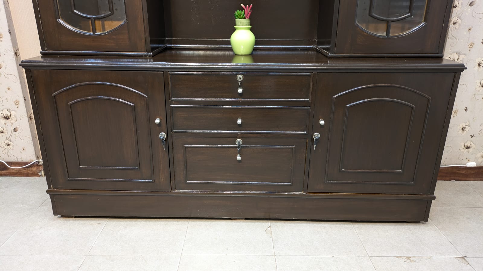 Crockery Divider