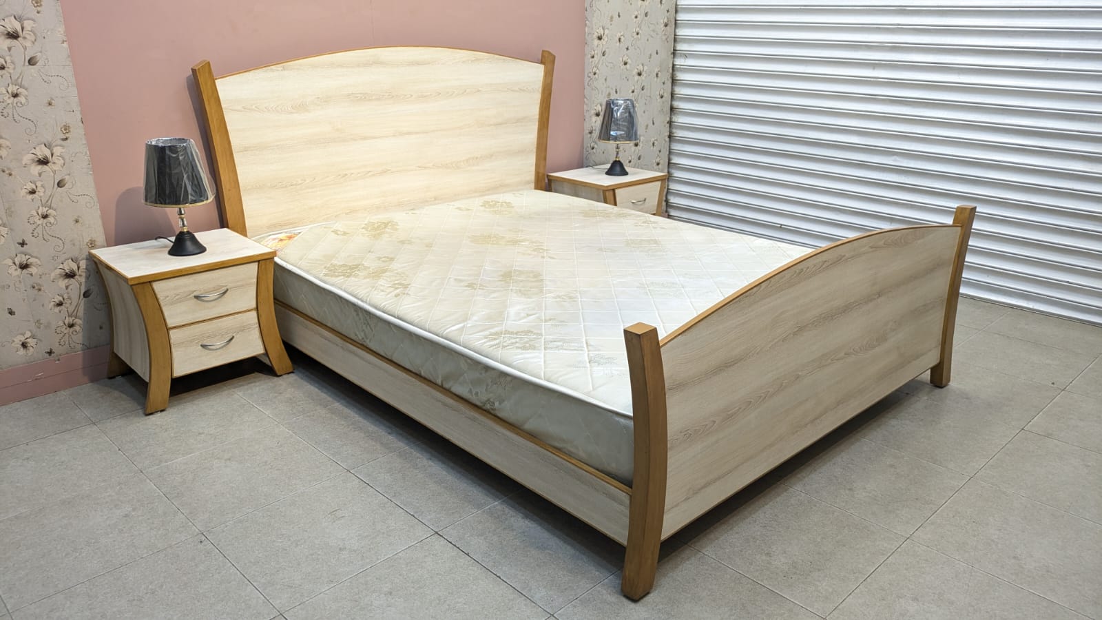Queen Size Bed Set