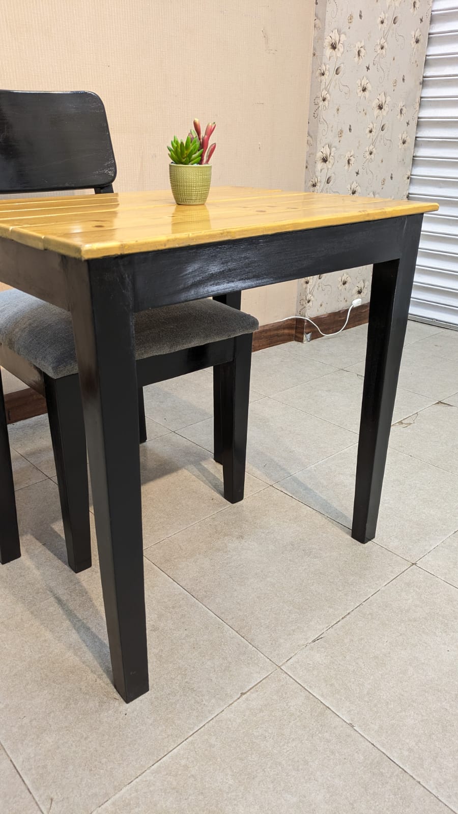 2 Seater Dining Table / Breakfast Table