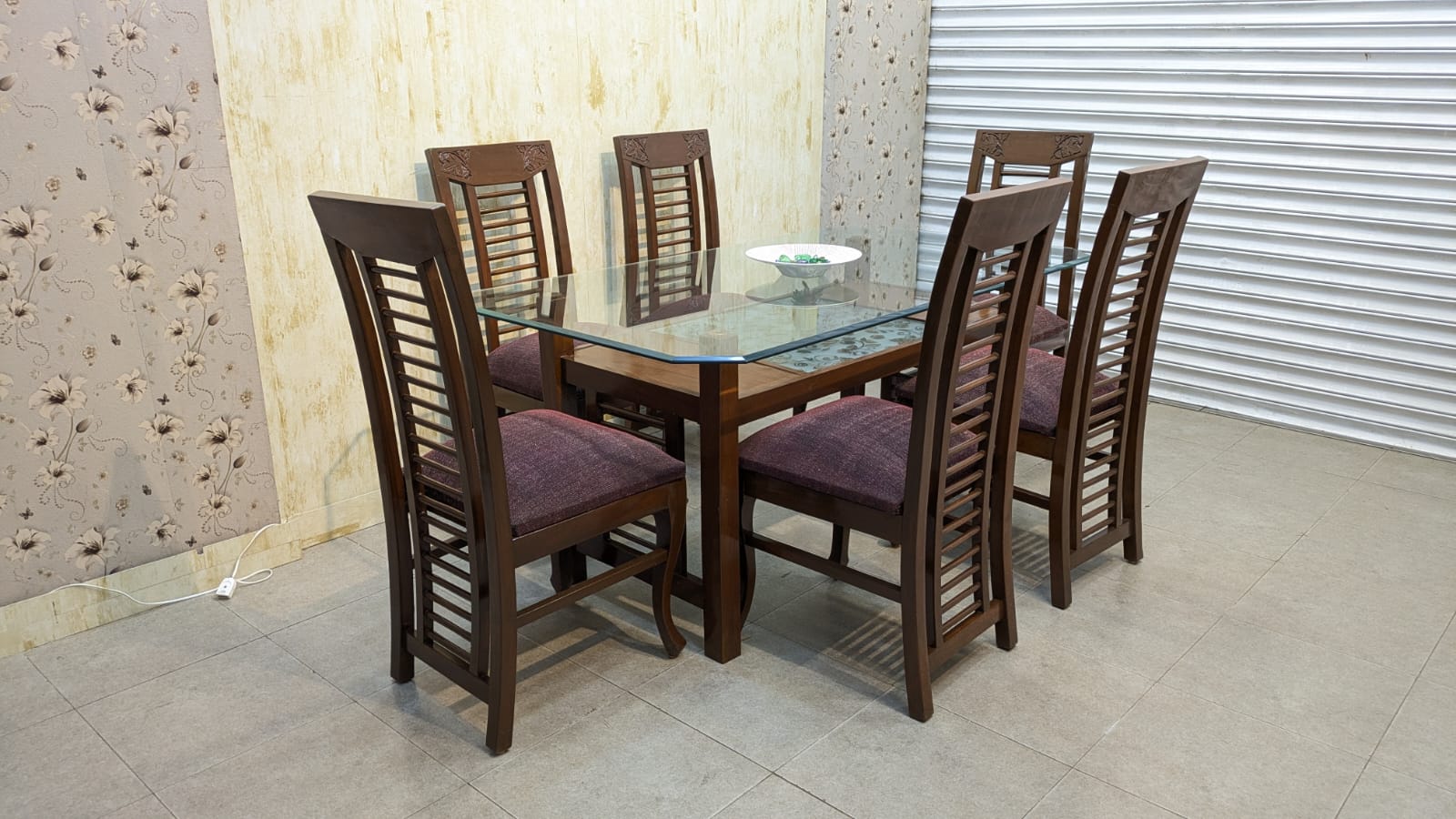 6 Seater Dining Table