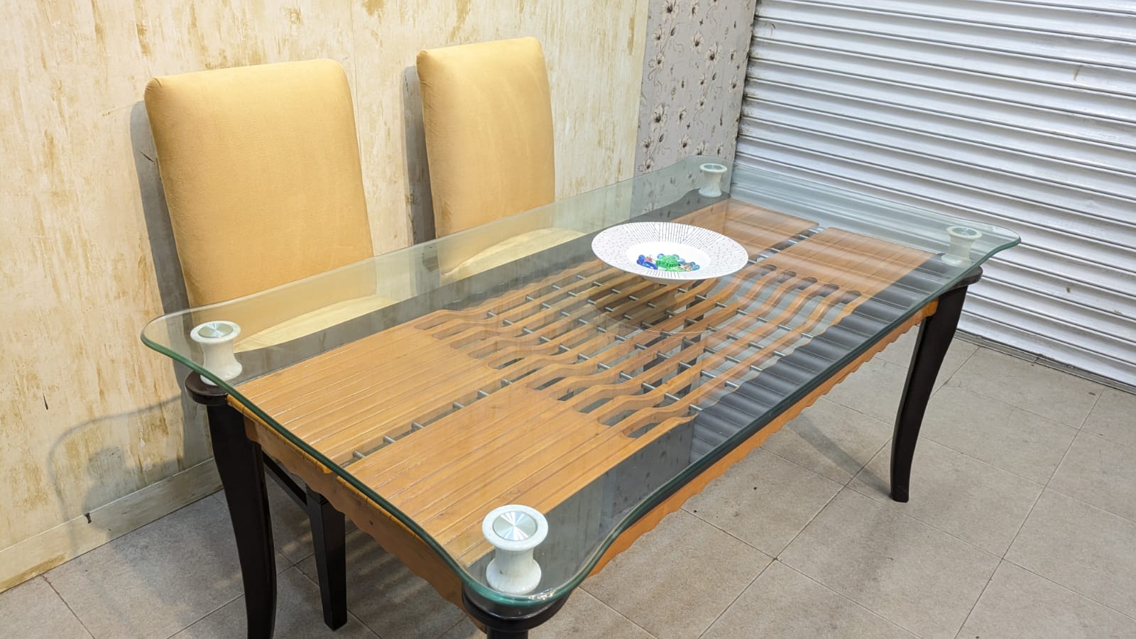 6 Seater Dinning Table