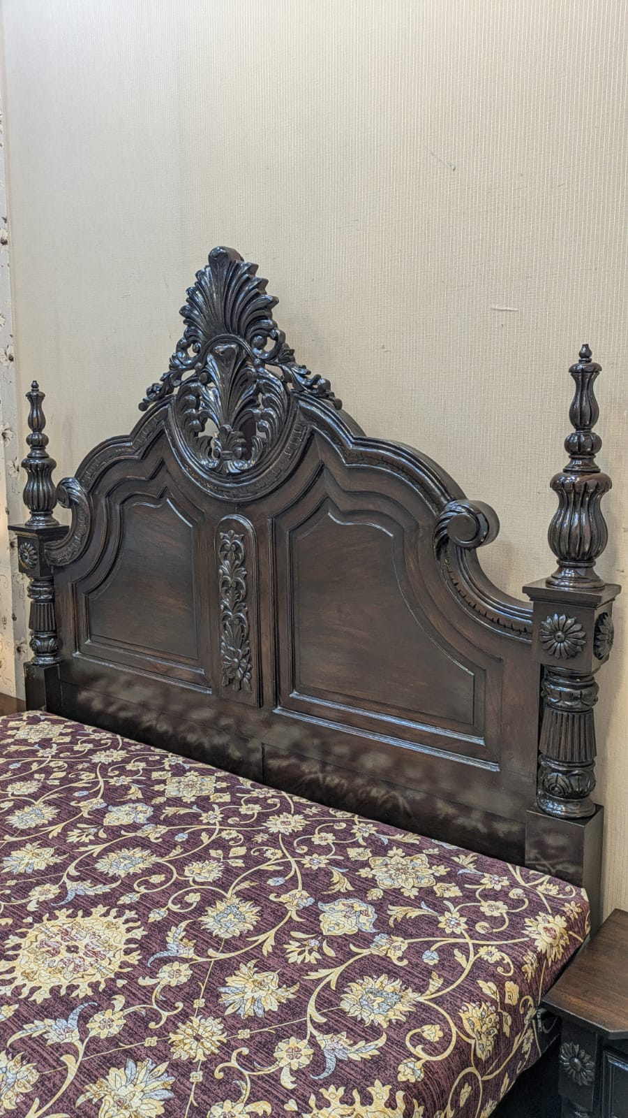 100% Solid Sheesham Wood King Size Bed Set