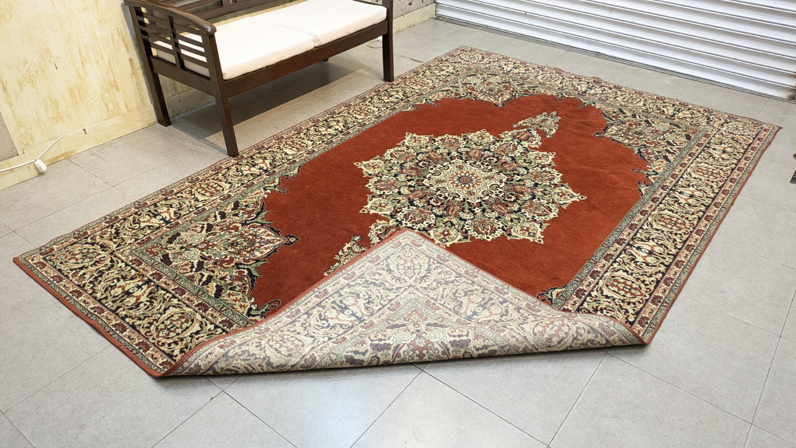 BEAUTIFUL ELEGANT ROOM CARPET