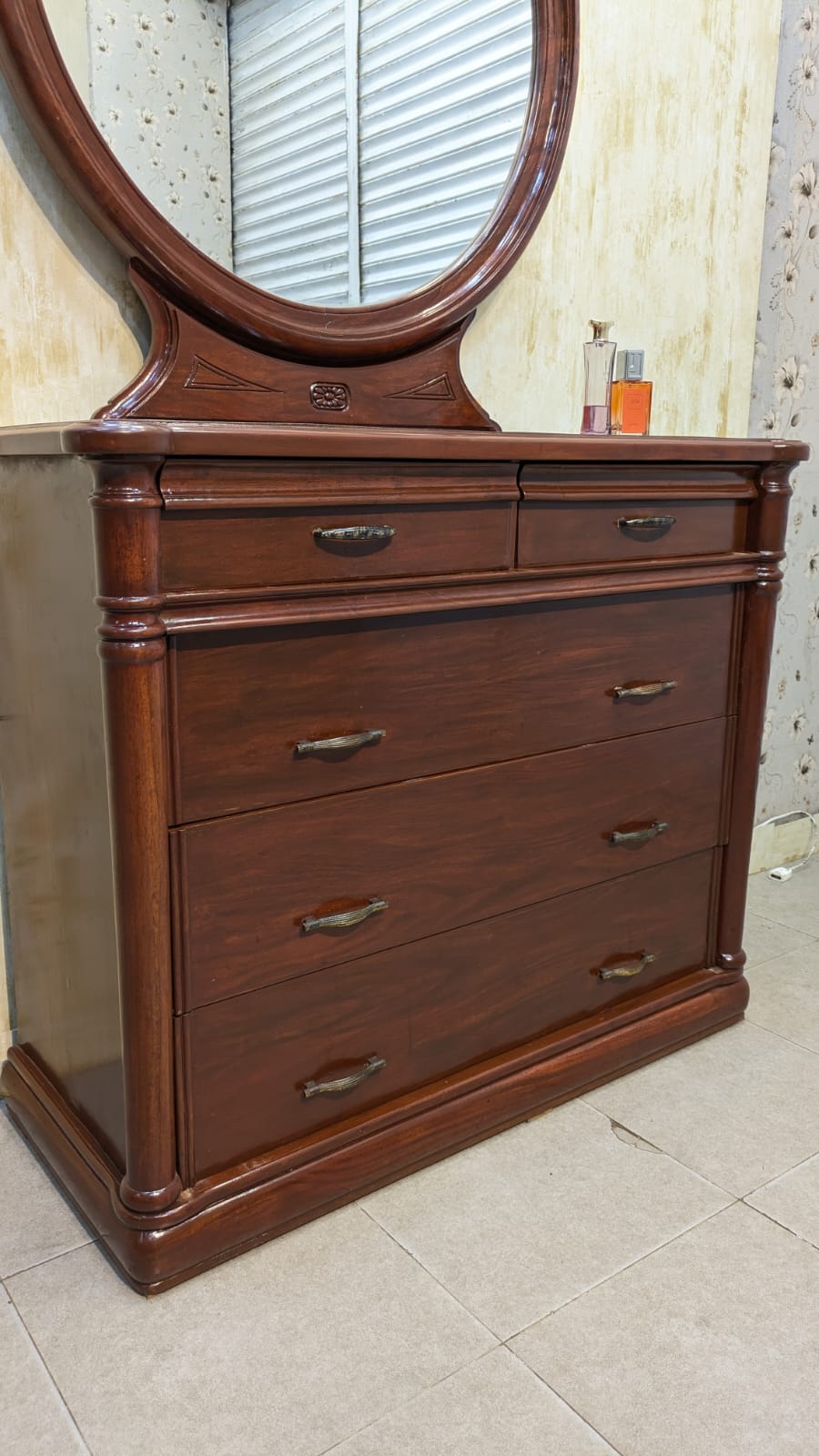 Elegant Sheesham Wood and ply King Size Bed Set