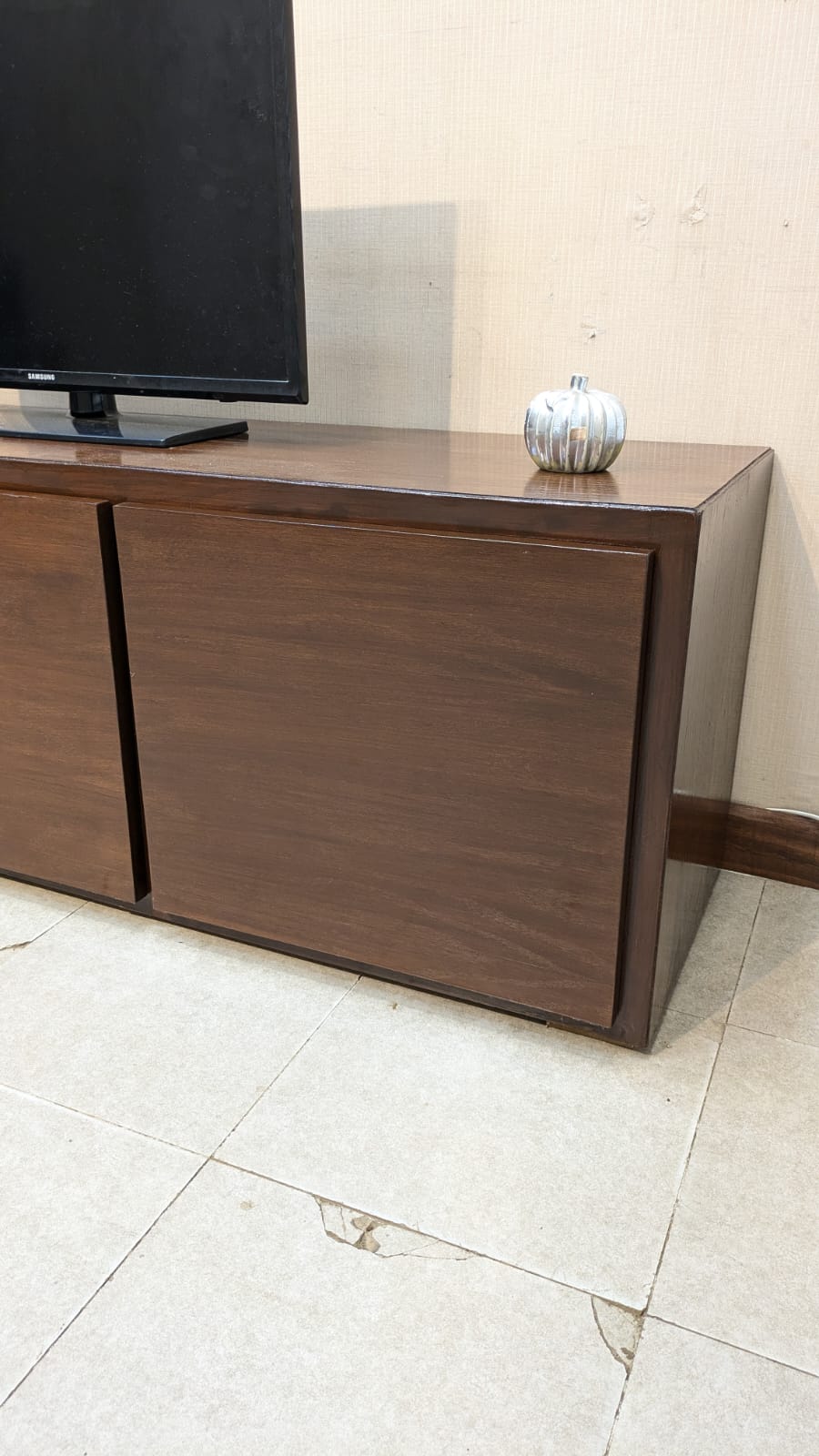 Elegant Design Led Unit