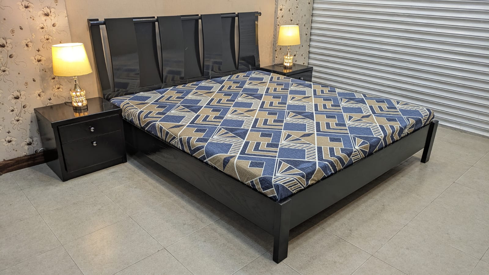 Habitt King Size Bed Set