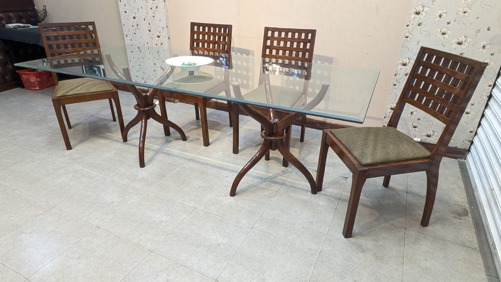 Solid Sheesham Wood 6 Seater Dining Table