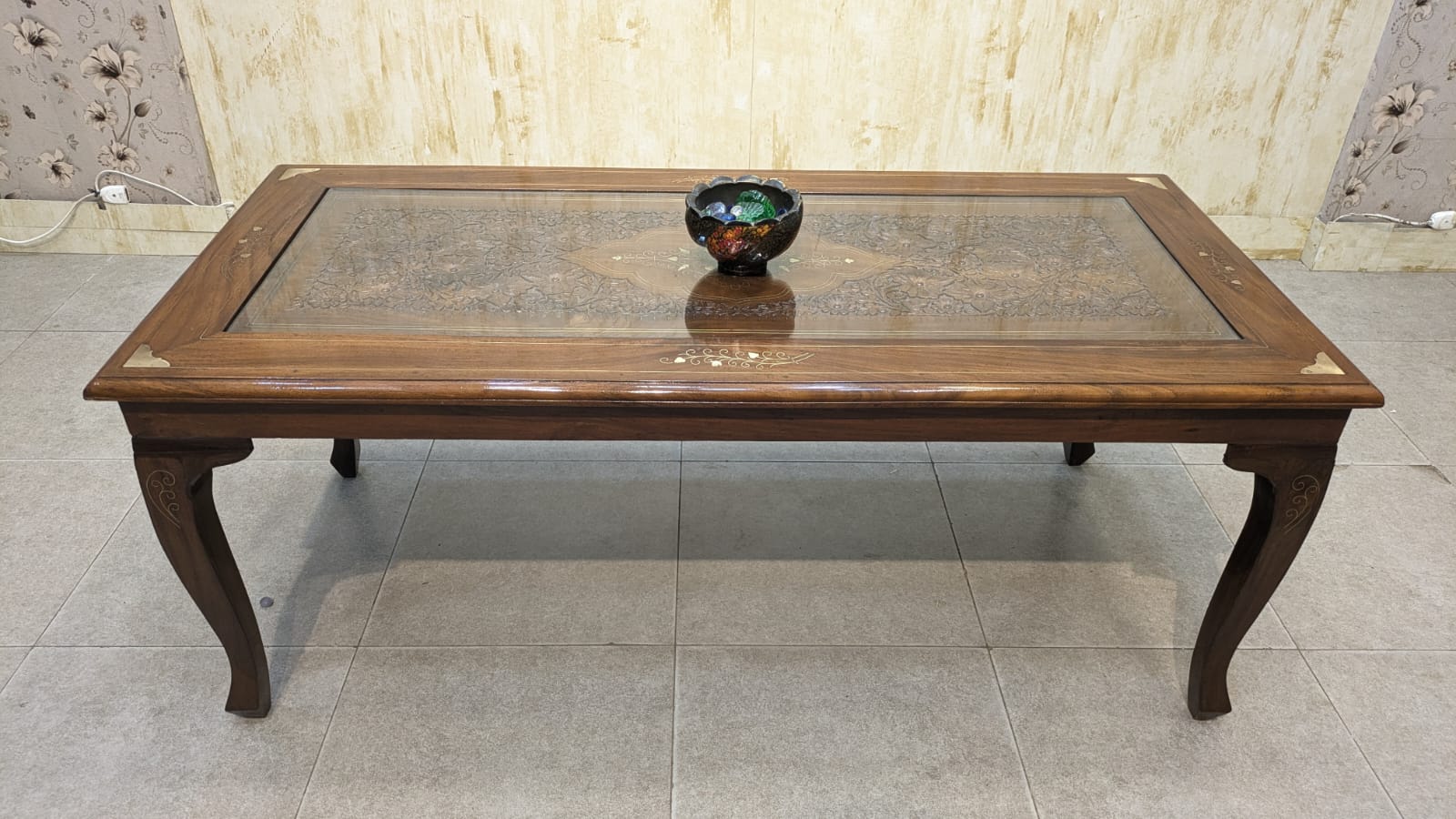 Center Table with 1 Side Table