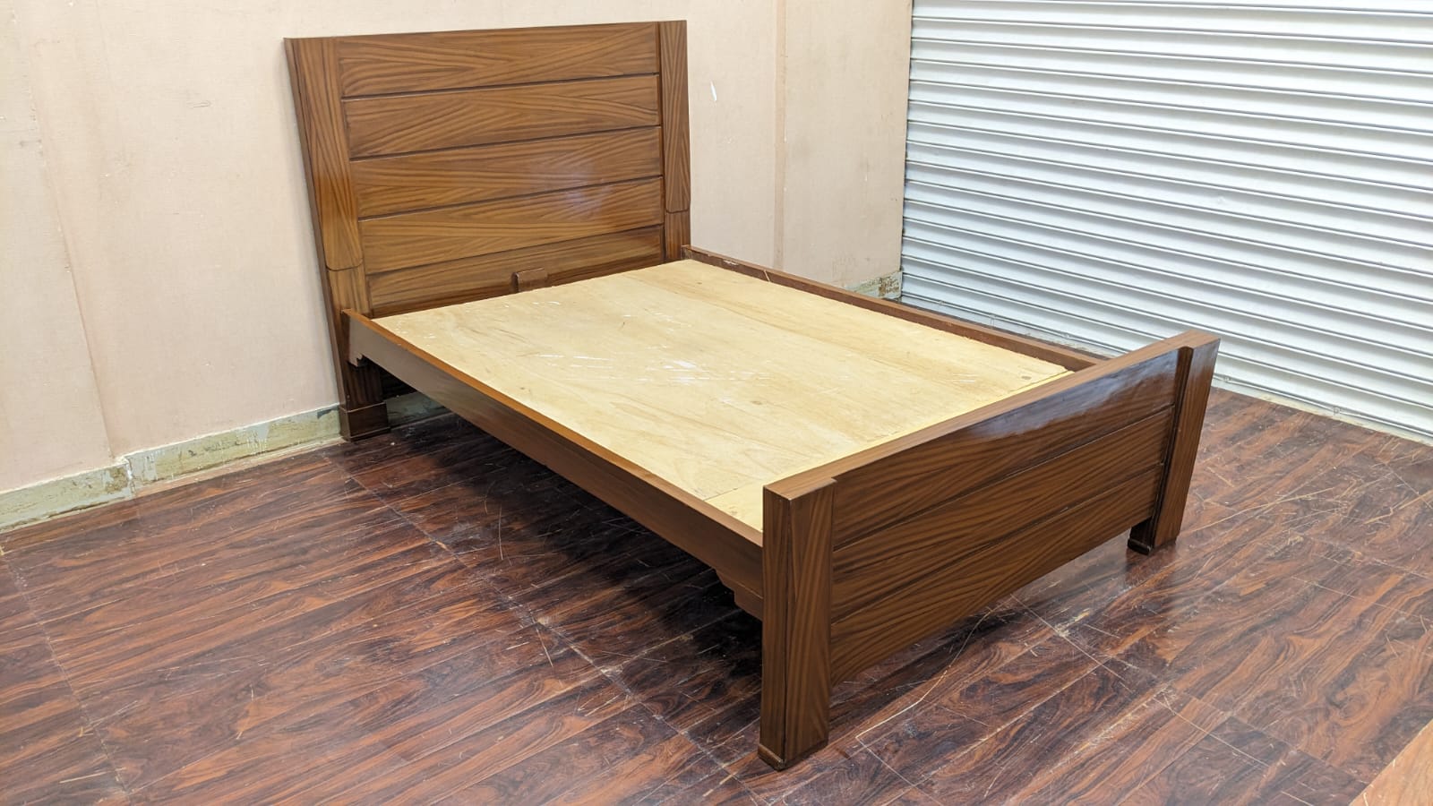 Twin Size Bed