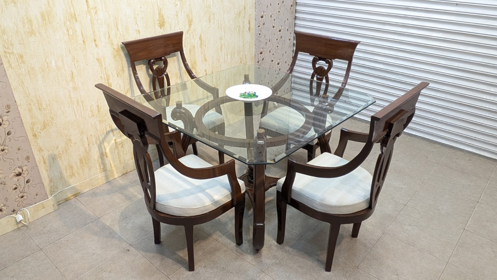 Premium Solid Sheesham Wood 4 Seater Dining Table