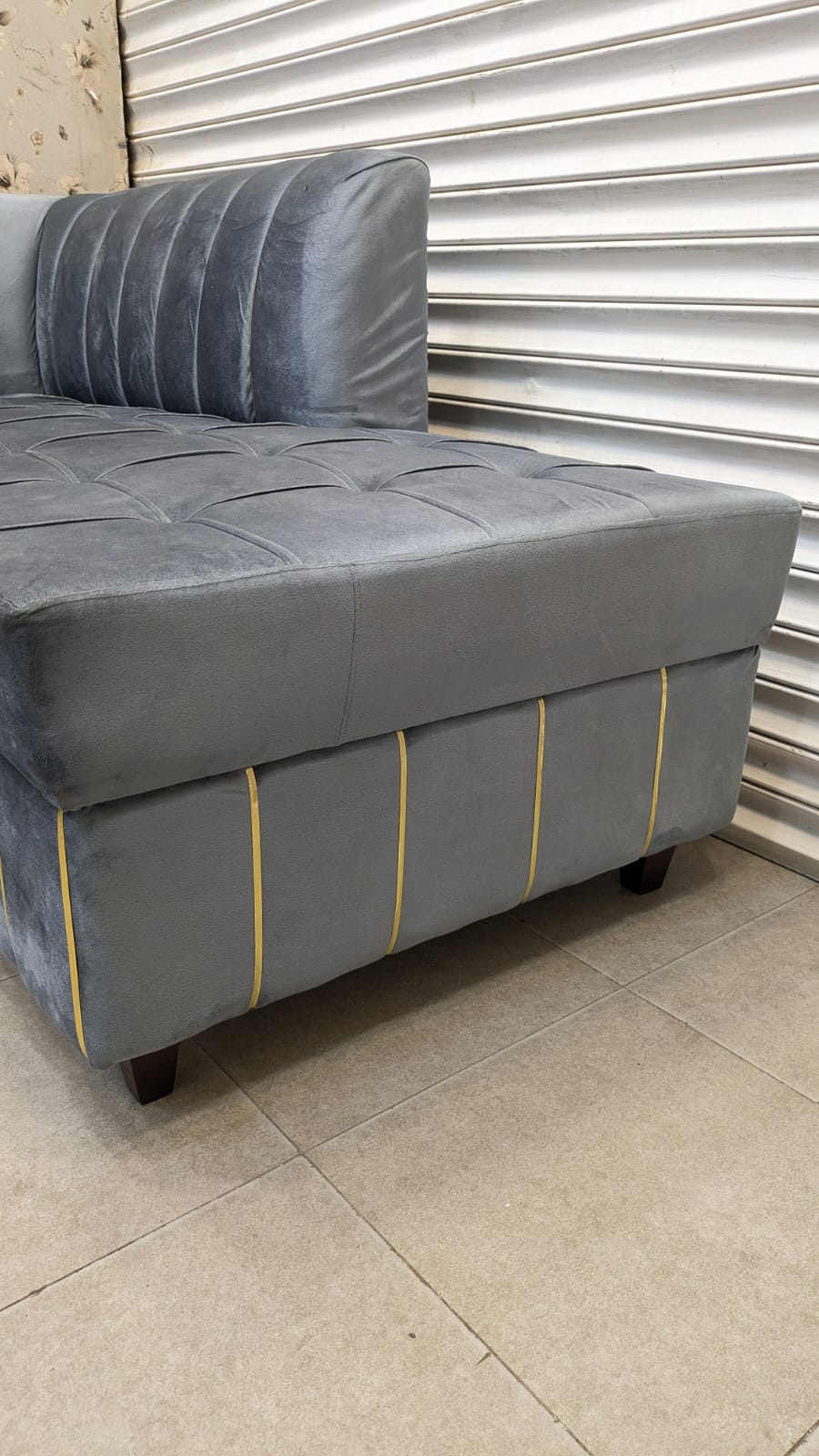 L-SHAPE SOFA SET WITH CENTRE TABLE