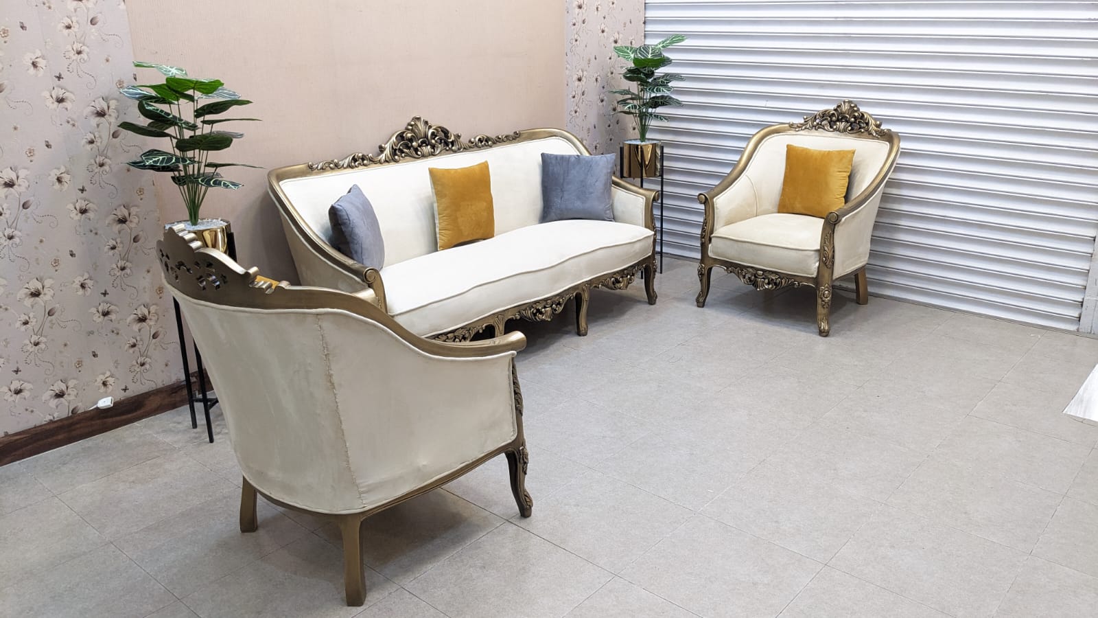 Solid Sheesham Wood 5 Seater Chinioti Sofa Set