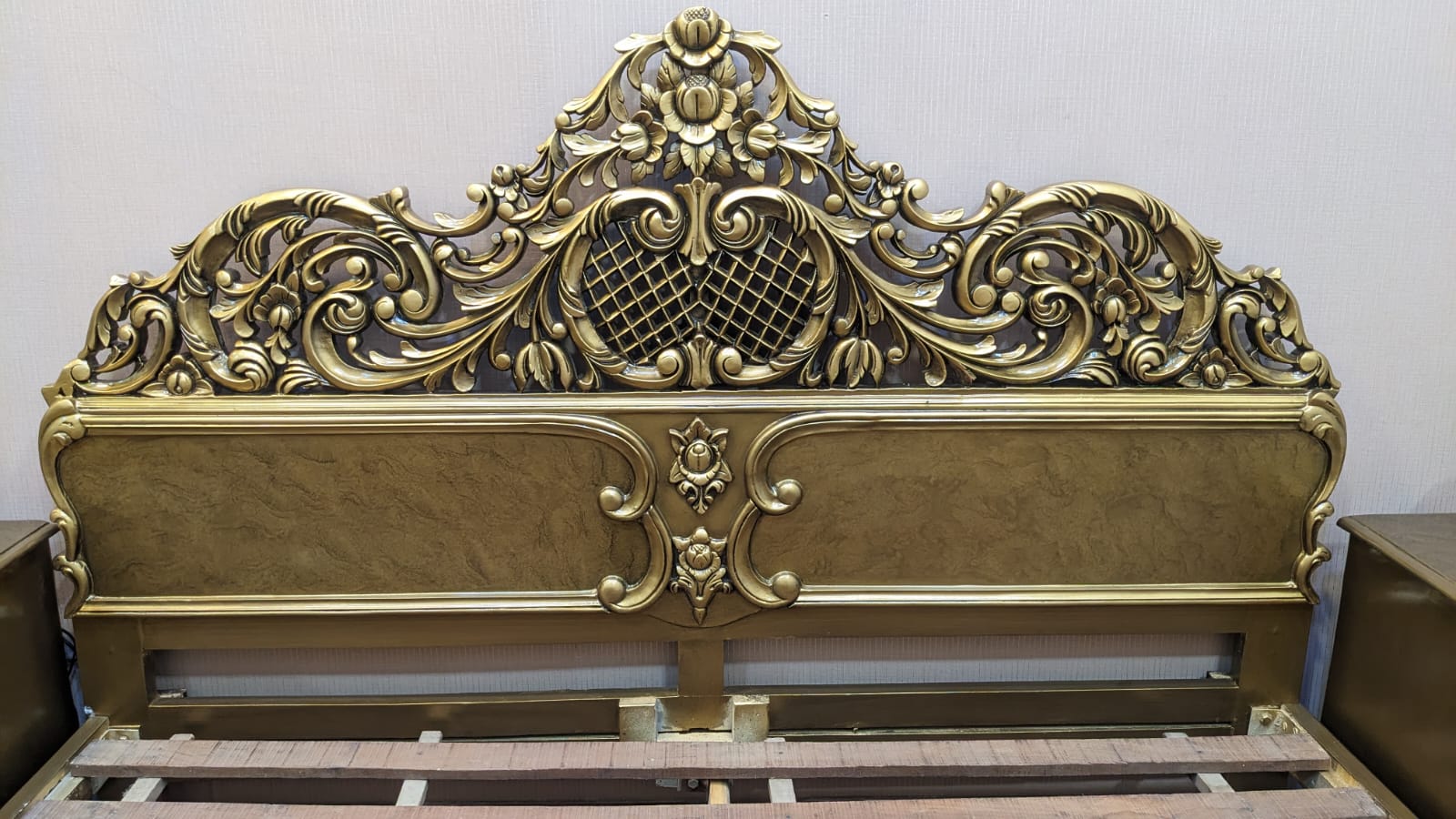 Solid Sheesham Wood Chinioti King Size Bed Set