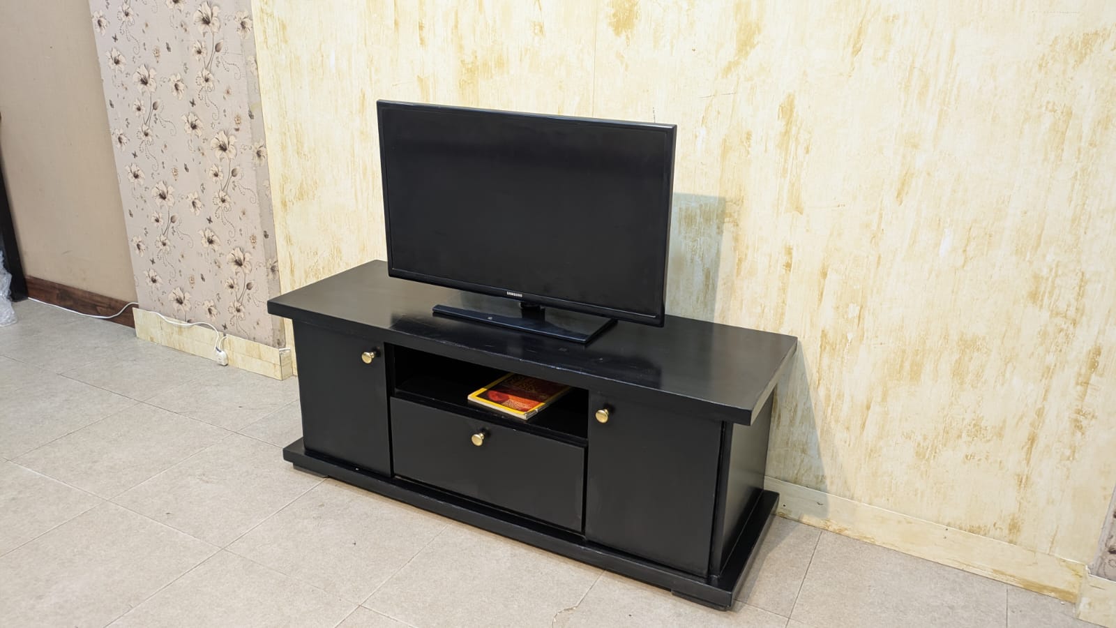Led Tv Unit
