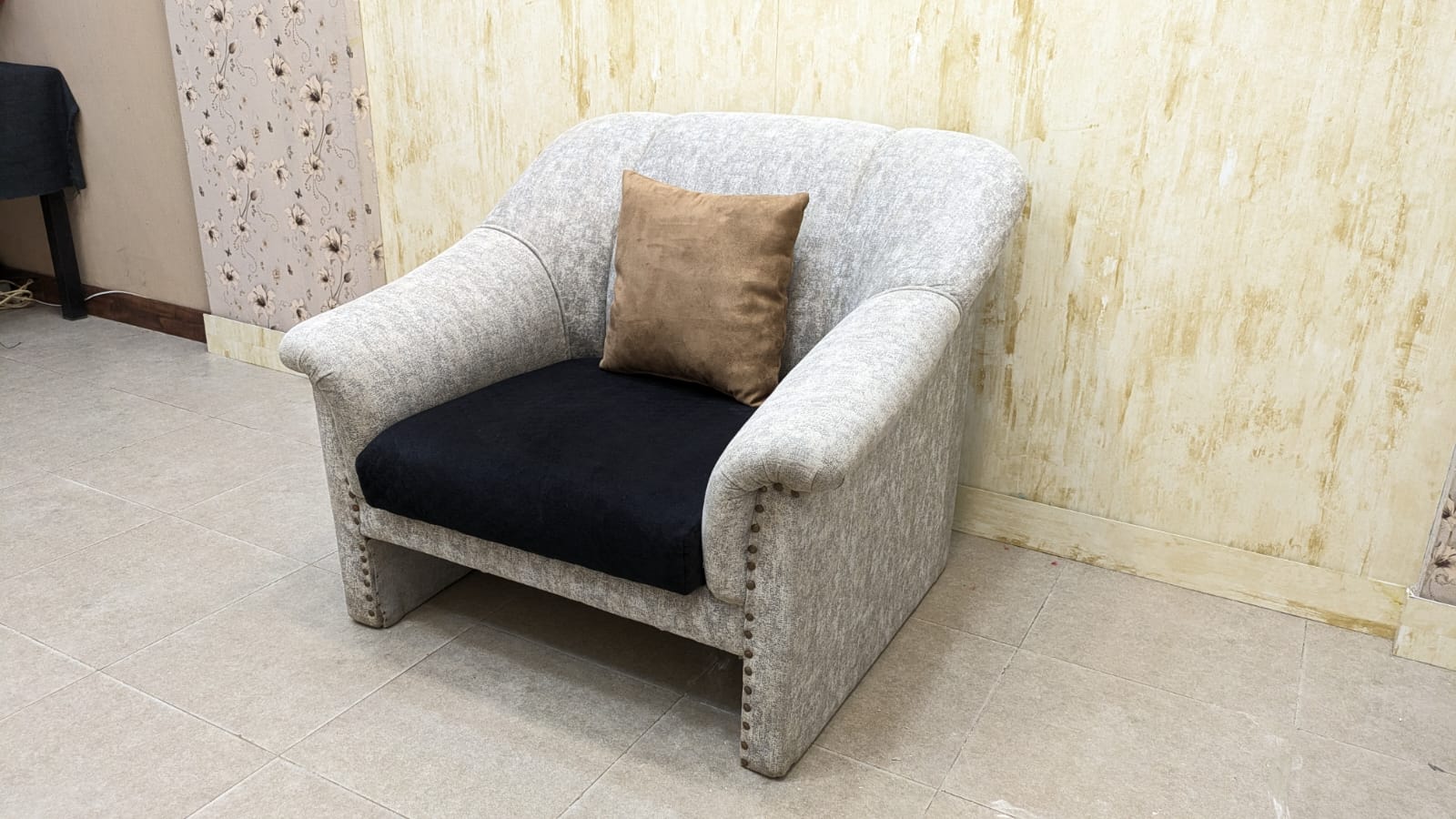 Single Seater Sofa
