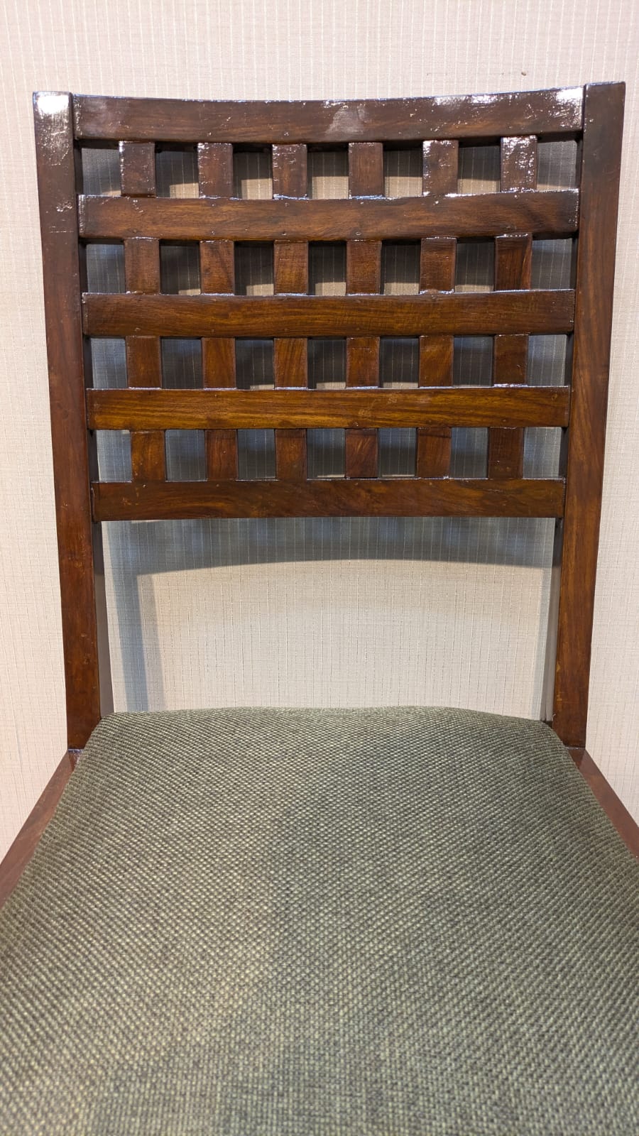 Solid Sheesham Wood 6 Seater Dining Table