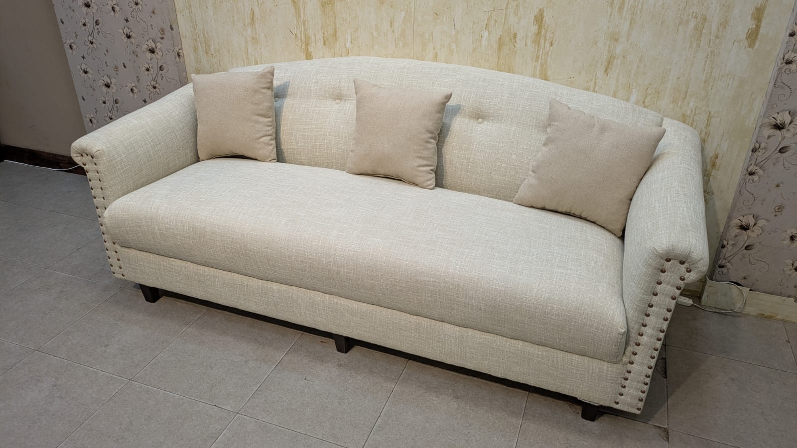 3 Seater Sofa With Brand New Cushions