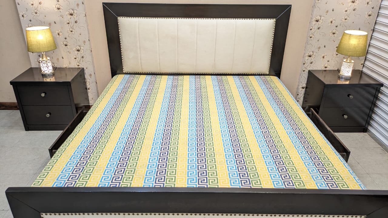 King Size Bed With Storage Drawers and 2 Side Tables