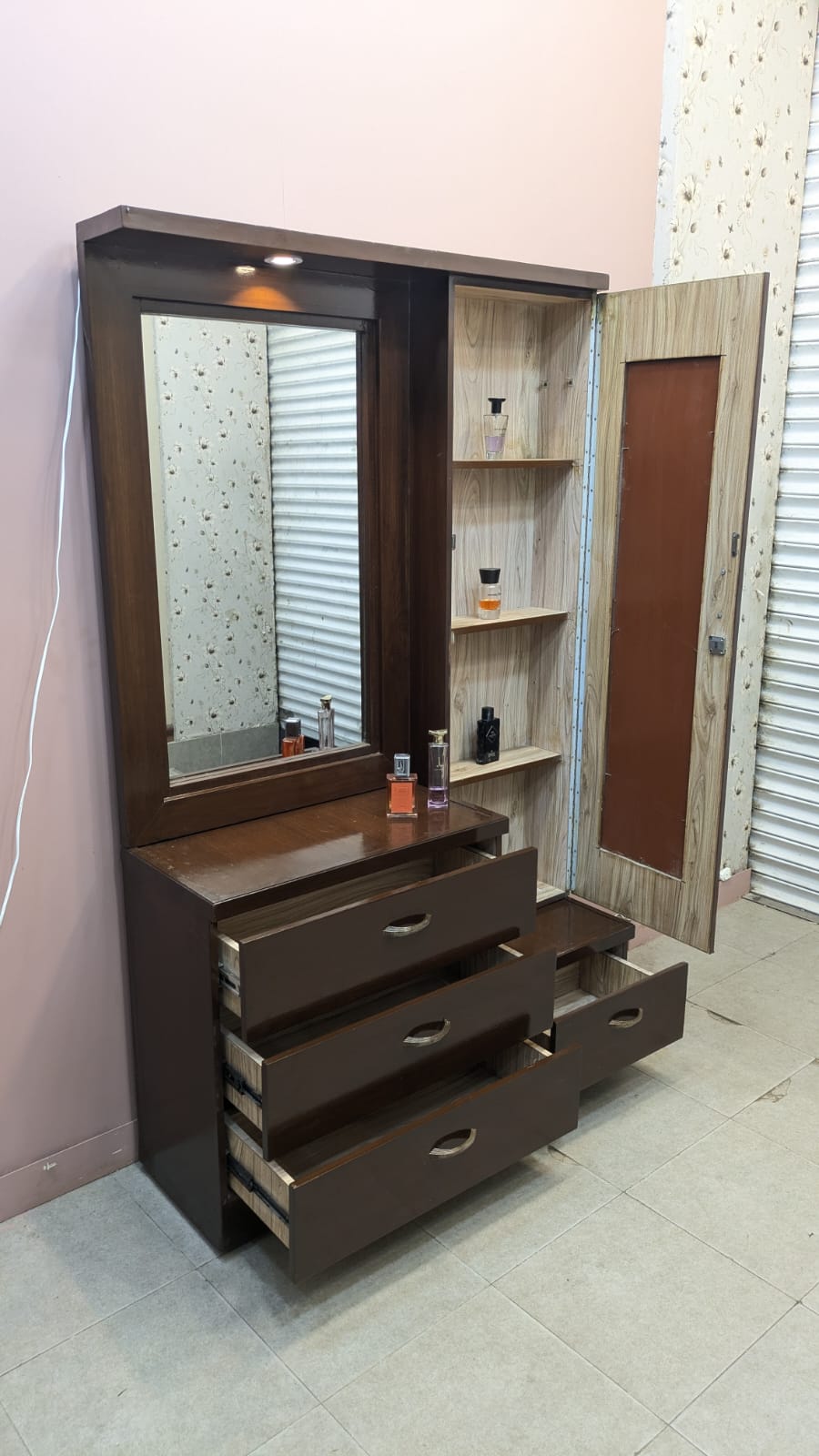PLY Wood King Size Bed Set