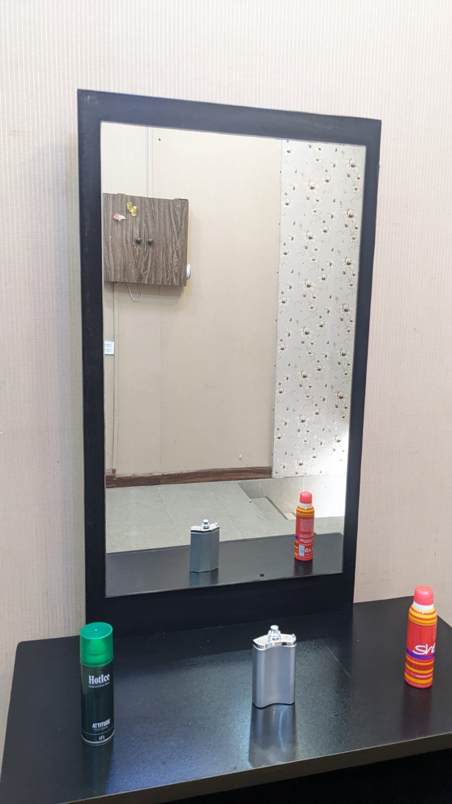 Habitt King Size Bed Set