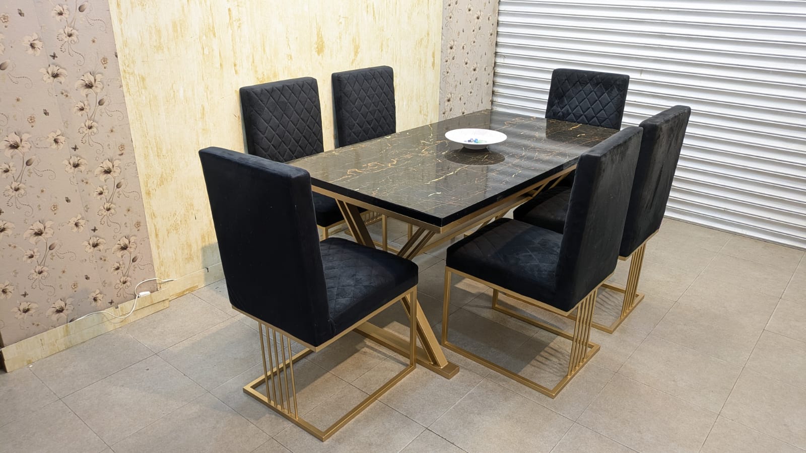 6 Seater Dinning Table