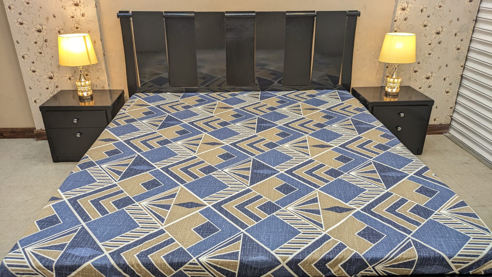 Habitt King Size Bed Set